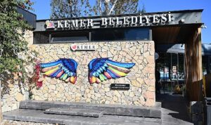 Deniz Kafe’de tabldot usulü yemek servisi başladı