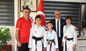 Kemer Belediyesi karate takımından iki madalya
