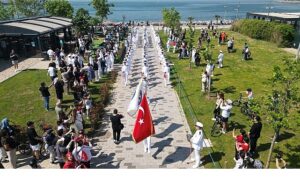 19 Mayıs Ruhu Kadıköy Sokaklarında