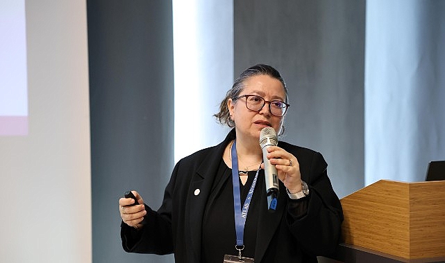 Anneler Günü dolayısıyla “Çalışan Anne Olmak” etkinliği düzenlendi