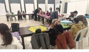Anneler Günü’ne özel uçurtmalarını hazırladılar