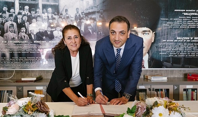 Balçova Belediyesi İle Mahalle Muhtarları Arasında Ortak Hizmet Protokolü İmzalandı