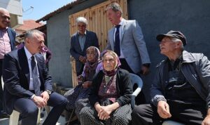 Başkan Büyükakın ile İzmit’in köylerinde sımsıcak görüntüler