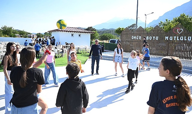 Başkan Topaloğlu’ndan sporculara mangal partisi