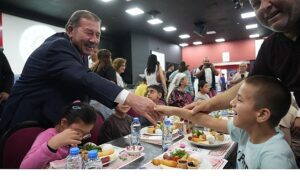 Başkan Topuz Özel Bireylerle Milas Belediyesi Tarafından Düzenlenen Kahvaltıda Buluştu