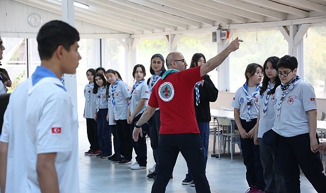 Büyükşehir izcileri kaynaşma kampında buluştu