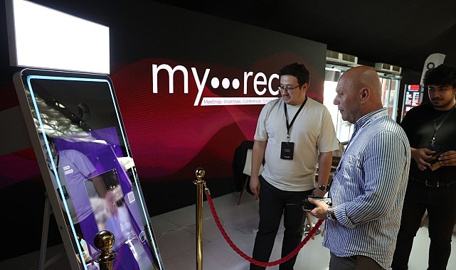 DIGIFEST’te ilk gün heyecanı Cam Piramit’te başladı