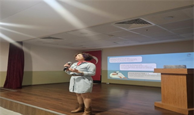 Dijital tuzaklara karşı gençlere kalkan