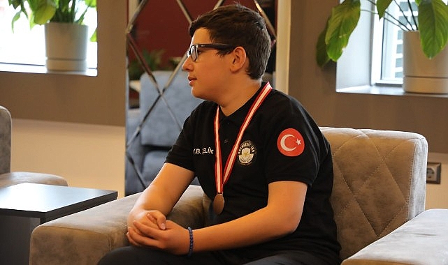 Edremitli öğrenciler dünya derecesi yaptı
