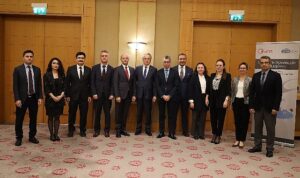 Ege İhracatçı Birlikleri 10 ticaret müşaviriyle ihracatçıları bir araya getiriyor