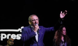 Gastrofest’in İlk Gecesinde Binlerce Kişi Aynı Şarkılarda Buluştu