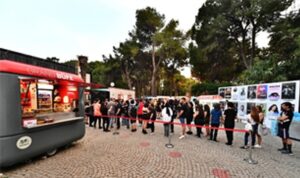 Gençliğe üç bilet jesti