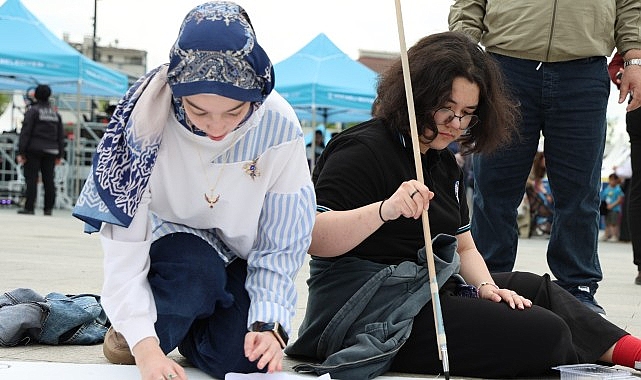 Gençliğin enerjisi EnFest’te resimlere yansıdı