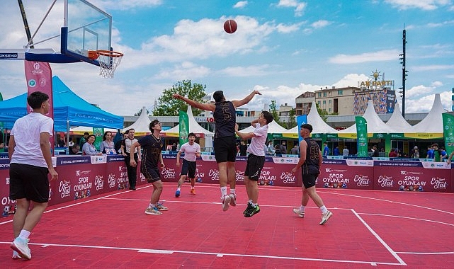 Gençlik enerjisi EnFest’te sahaya yansıyor