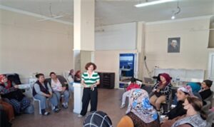 Kadın sağlığı seminerleri İzmir genelinde yaygınlaşıyor