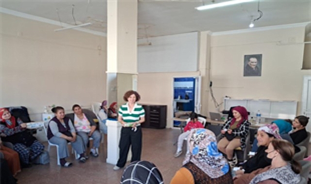 Kadın sağlığı seminerleri İzmir genelinde yaygınlaşıyor