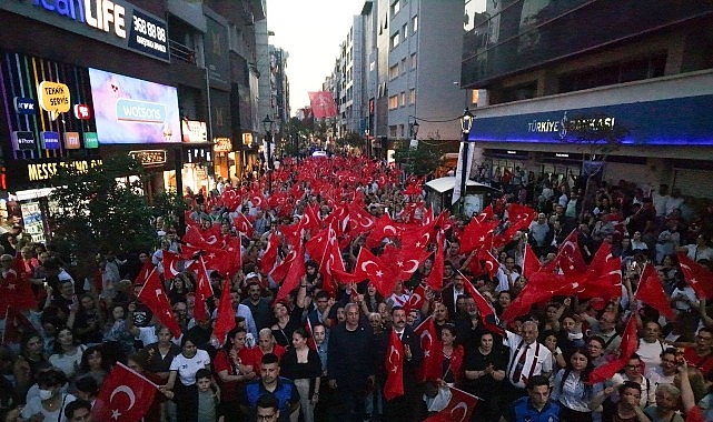 Karşıyaka’da omuz omuza 19 Mayıs yürüyüşü!