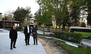 Kartepe’ye Yeni Mahalle Meydanları Kazandırılıyor