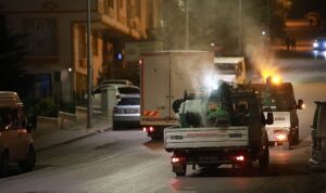 Keçiören Belediyesi’nden çevre ilaçlama seferberliği