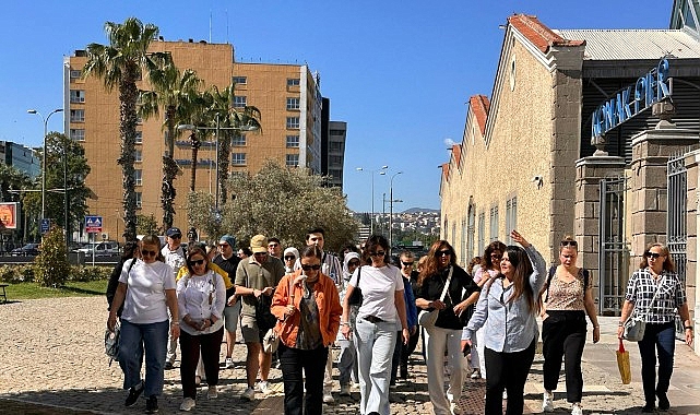 Kemeraltı Şenliği’nin yıldızı Kültürel Miras Gezileri oldu