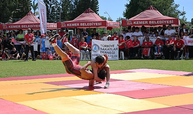 Kemer’de 19 Mayıs coşkusu