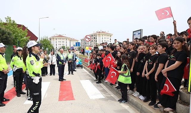 Kızılcıklı Mahallesi’nde Trafik Eğitim Sokağı açıldı