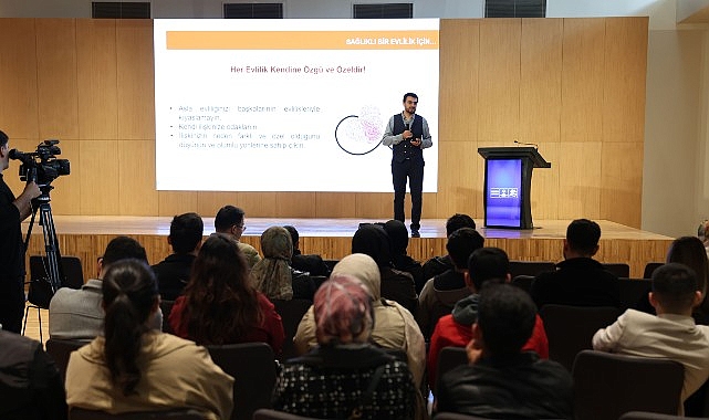 Konya Büyükşehir Yeni Evli Çiftler İçin “Evlilik Eğitim Programı” Başlattı