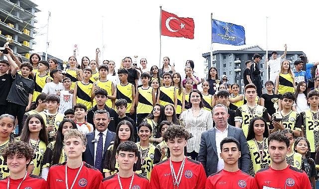 Küçükçekmece’de 19 Mayıs Gençlik Koşusu düzenlendi