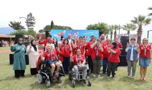 Menderes’in Engelsiz Festival’inde İlk Gün Coşkusu