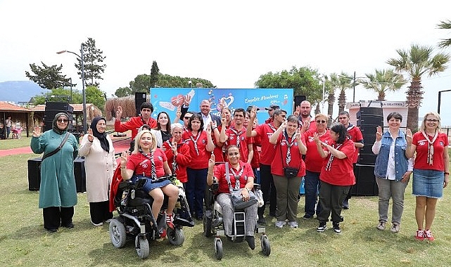 Menderes’in Engelsiz Festival’inde İlk Gün Coşkusu