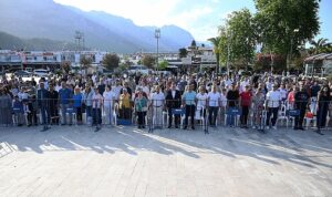 Minik öğrencilerden muhteşem dans gösterisi