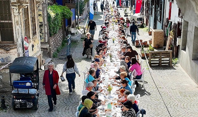 Mudanya’da Anneler Günü buluşması