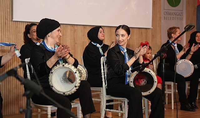 Osmangazi’de Anneler ve Kızları Aynı Sahnede Ritim Tuttu