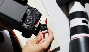 Sandisk’ten Yeni CFexpress 4.0 Type B Kart ve Güncellenmiş V90 ile V60 SD Kartları