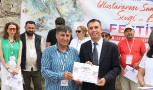 Seferihisar, sanatın evrensel diliyle iki gün boyunca renkli ve anlamlı bir buluşmaya ev sahipliği yaptı.