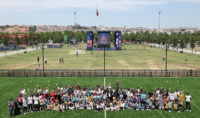 UEFA ve Disney’den “Play Games” Hamlesi: Geleceğin Kadın Şampiyonlar Ligi Yıldızları Yetişiyor!
