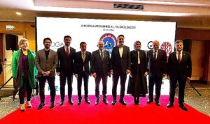 ‘AHİD 41. Yılında Ödül Töreni Düzenledi’