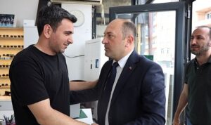 Belediye Başkanı Selçuk Yıldız’dan 1 Haziran Optisyen ve Gözlükçüler Günü’nde Anlamlı Ziyaret