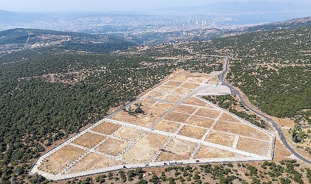 Bornova Kayadibi Kent Mezarlığı hizmete açıldı