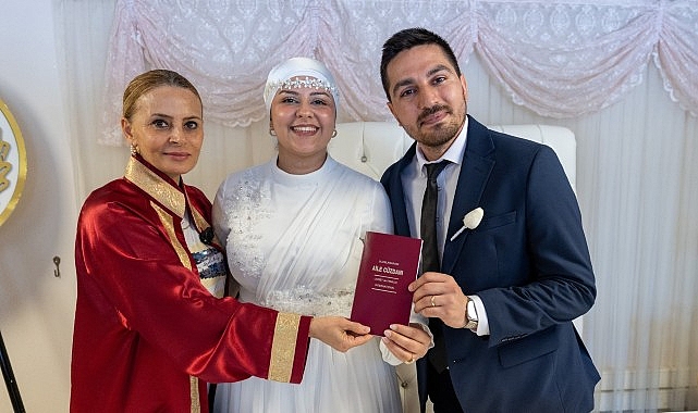 Bu tarihi unutana aşk olsun