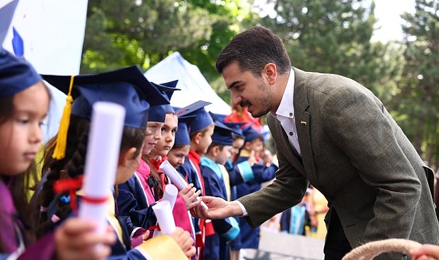 Çankayalı Miniklerin Mezuniyet Heyecanı