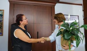 Didim Belediye Başkanı Hatice Gençay Minik Misafirlerini Ağırladı