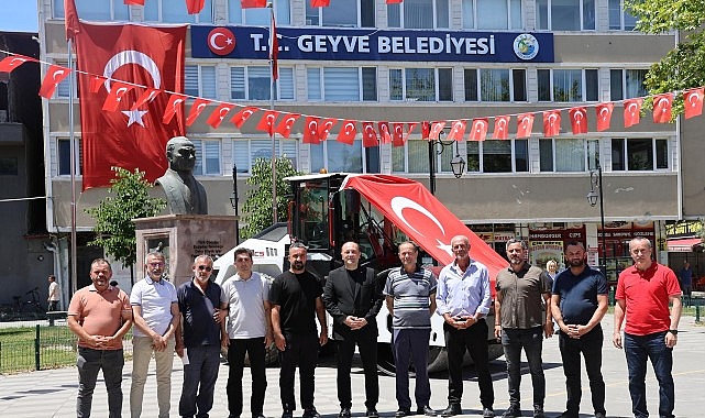 Geyve Belediyesi Araç Envanterine Yeni Silindir Kazandırdı
