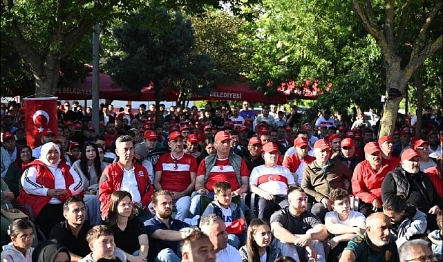 Kartepe Milli Takım İçin Tek Yürek Oldu