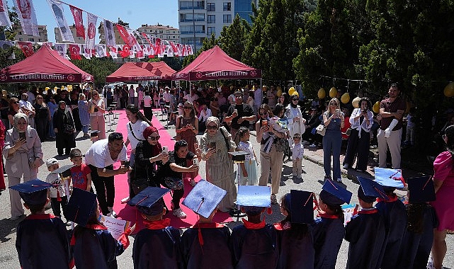Keçiören Belediyesi Çocuk Gelişim Merkezlerinde Mezuniyet Coşkusu