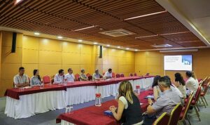 Kırgız heyet Antalya Büyükşehir Belediyesi’nin Mavi Bayrak deneyimini inceledi
