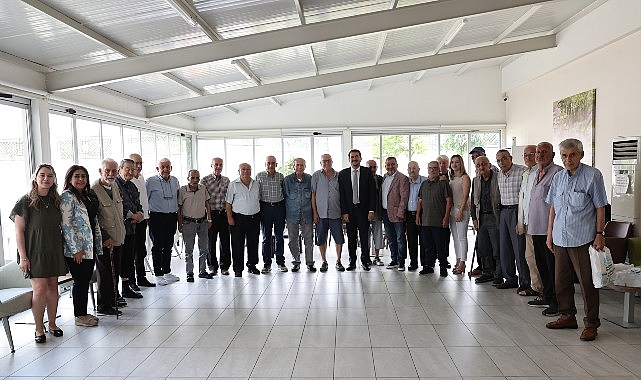 Nilüfer’de yaşlılara Babalar Günü ziyareti
