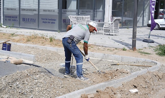 Park ve Bahçeler Müdürlüğü’nden İlçe Genelinde Yoğun Çalışma