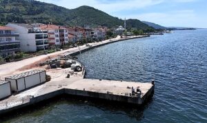 Ulaşlı’daki dalga kırıcı set, taşkın riskini önleyecek