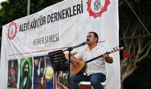 Alevi Kültür Dernekleri Kemer Şubesinden aşure lokması